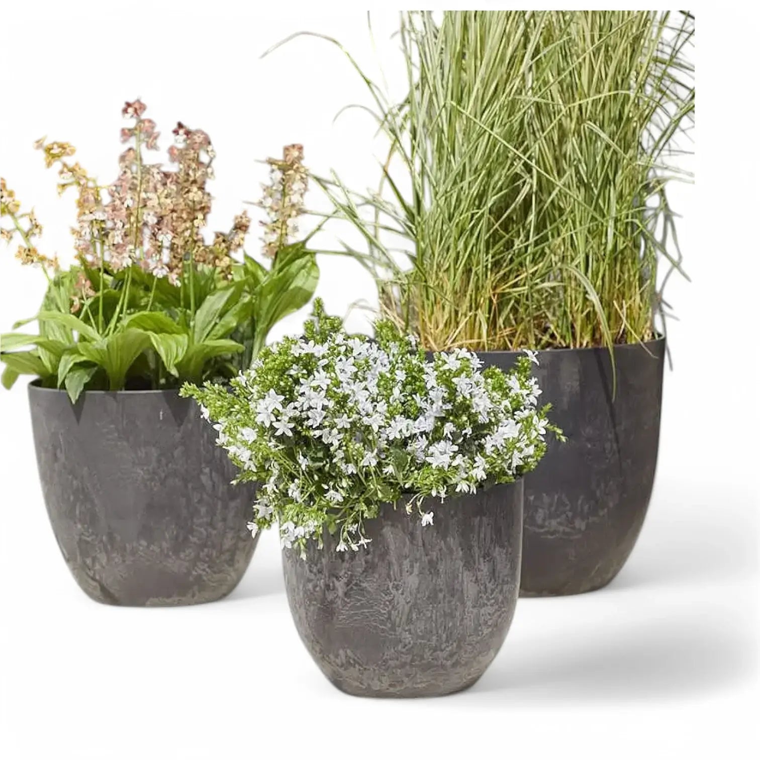 Artstone Pot 'Bola' on white background.