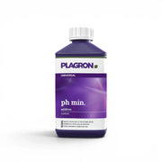 Plagron pH Min 500 ml bottle on a white background