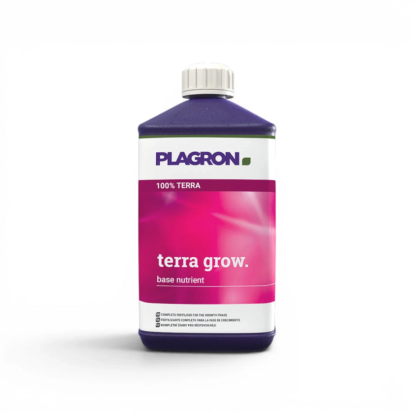 Plagron Terra Grow 1 L bottle on a white background