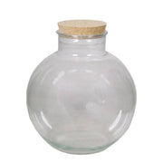 Terrariumglas 'Globe' with cork plug Hauptproduktfoto vor weißem Hintergrund.