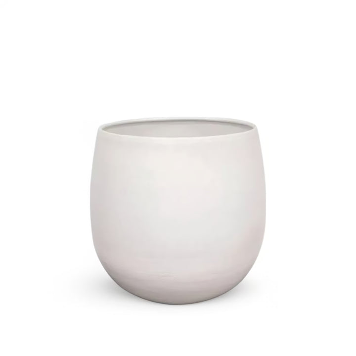 Planter 'Stijn' on white background, product photo 2.