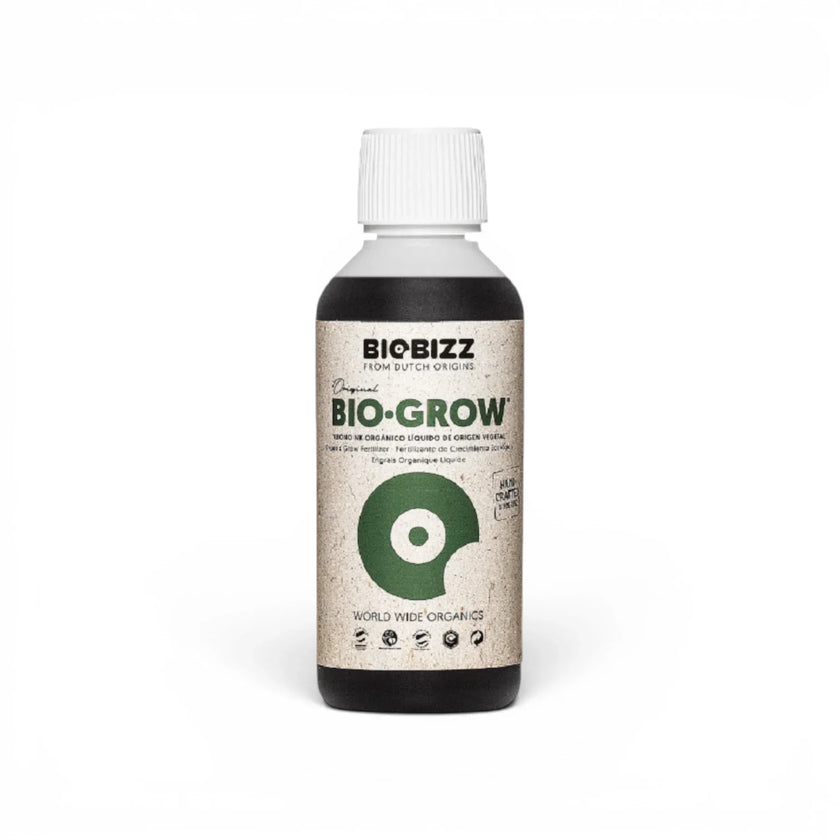 Biobizz Bio Grow 250 ml bottle on a white background