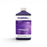 Plagron CalMag Pro 1-Liter-Flasche vor weißem Hintergrund