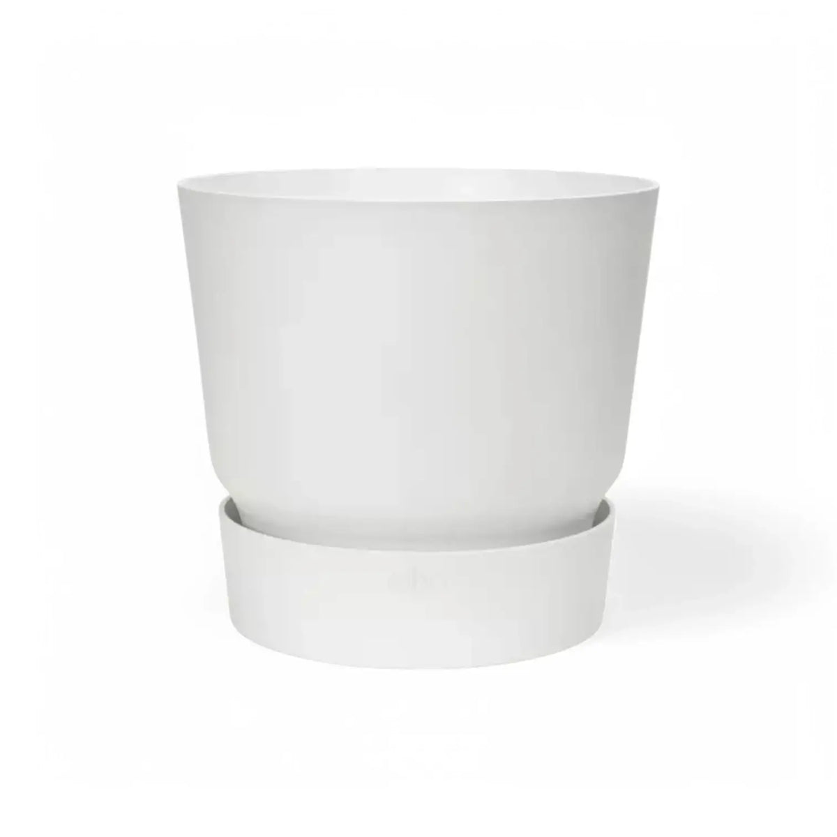 Planter 'Greenville Round' on white background.